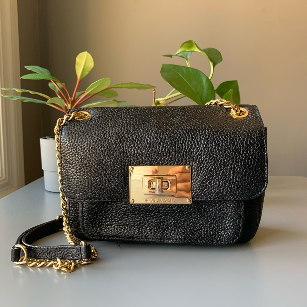 Michael Kors crossbody leather bag w gold hardware